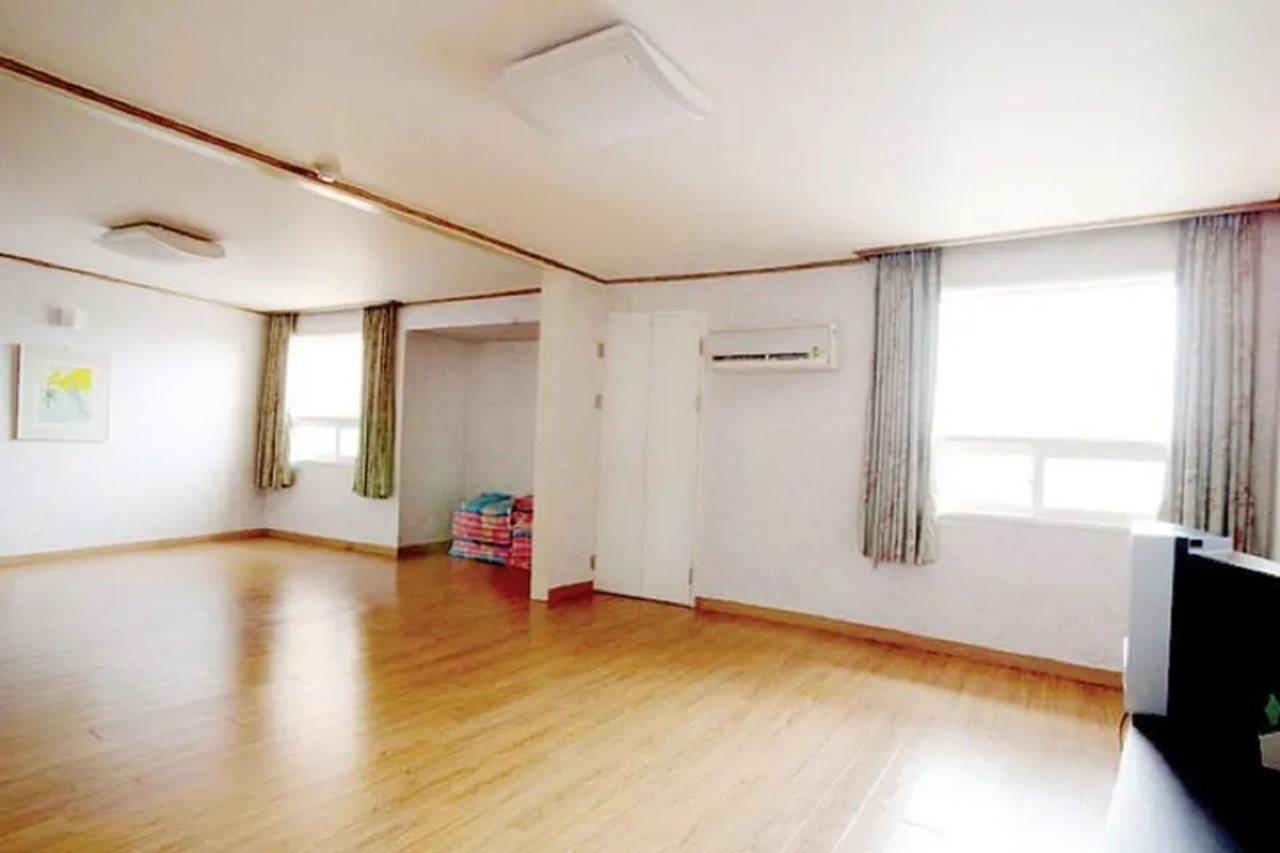 Gyeongju Tourist Hotel Exterior foto